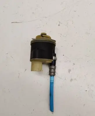 BMW X6M F86 Fuel filter heater 8572527