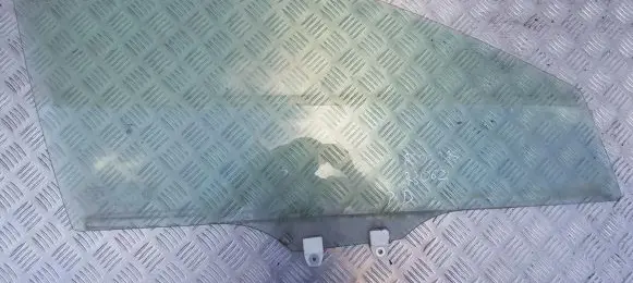 Honda Accord Front door window glass four-door