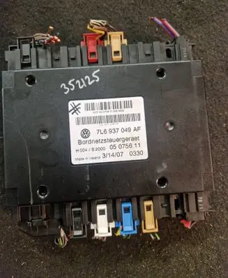 Volkswagen Touareg I Comfort/convenience module 7L6937049AF H004S2000 05075611