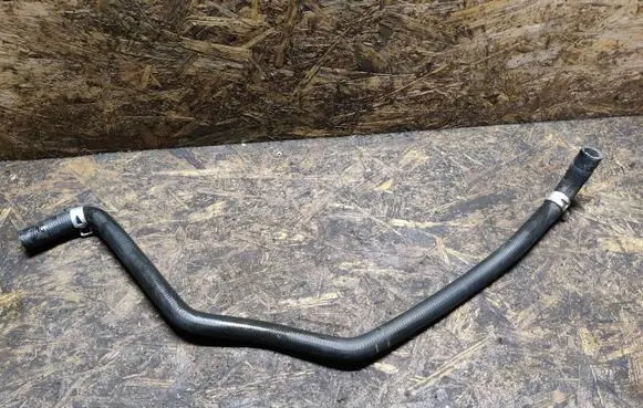 Mazda 3 II Engine coolant pipe/hose