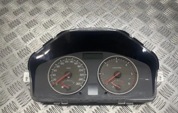 Volvo V50 Speedometer (instrument cluster) 30728645 30710071