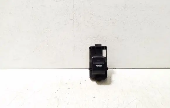 Toyota Prius (XW30) Electric window control switch 192801