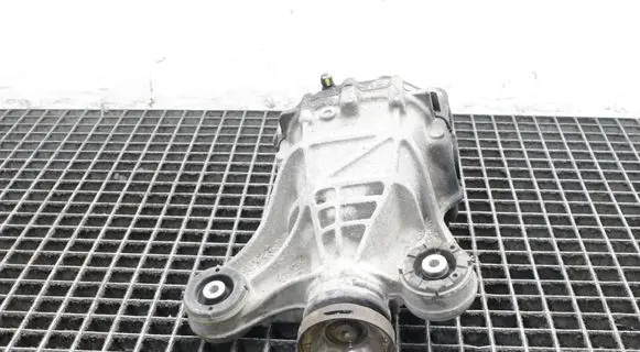 Jaguar XE Rear differential