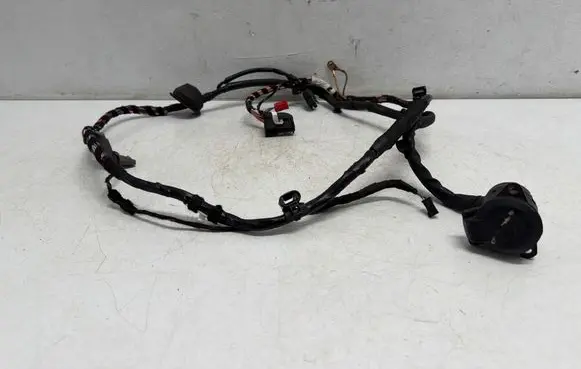 Skoda Superb B8 (3V) Tow bar electric socket 3V0971541E