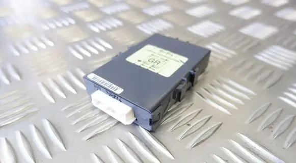 Lexus LS 460 - 600H Gateway control module 8911150060