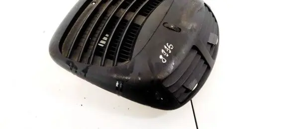 Alfa Romeo 147 Dash center air vent grill A504 225501