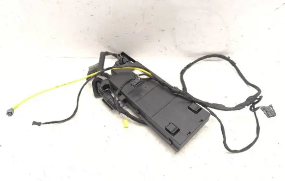 Mercedes-Benz S W220 Antenna control unit A2208203115