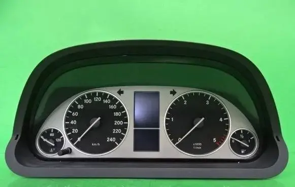 Mercedes-Benz B W245 Speedometer (instrument cluster) A1695404548