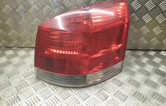 Opel Signum Rear/tail lights 13159862