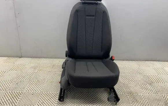 Audi A5 Front passenger seat 