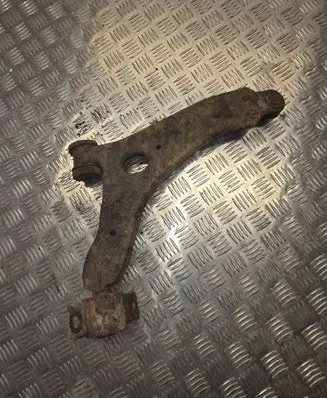 Ford Focus Front lower control arm/wishbone