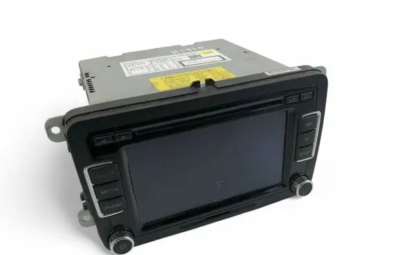 Radio / CD-Player / DVD-Player / Navigation