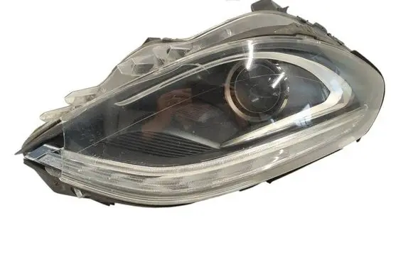 Mercedes-Benz B W246 W242 Headlight/headlamp A2468207261 03012712727 LE10A6247