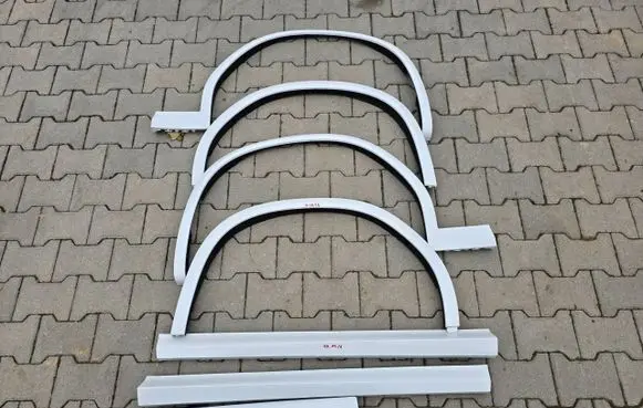 BMW X4 G02 Front arch trim 