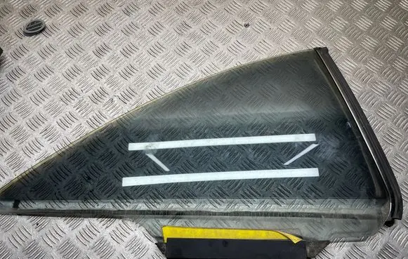 Rear side window