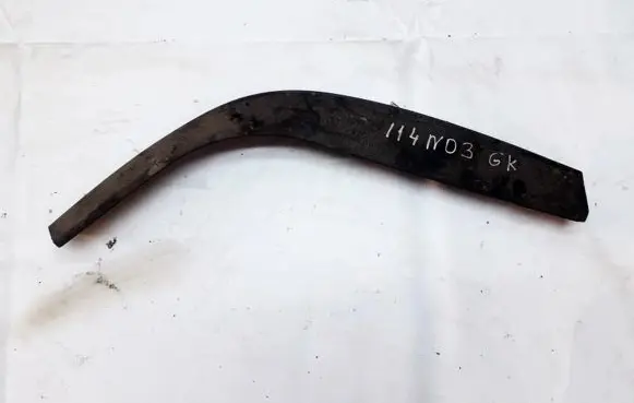 Nissan Primera Rear bumper trim bar molding 89024302 26557