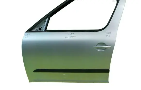 Skoda Yeti (5L) Front door PRZOD LEWE