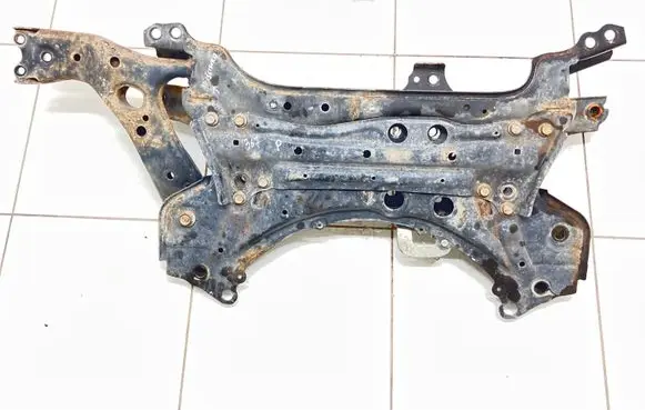 Toyota Auris E180 Front subframe