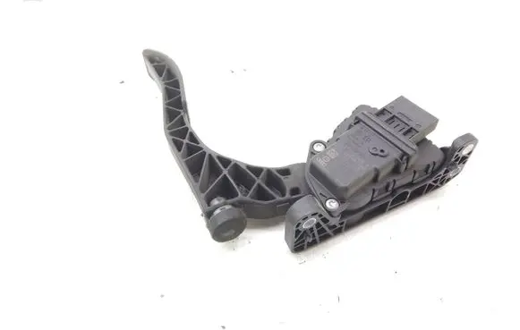 Audi A6 S6 C6 4F Accelerator throttle pedal 4F1723523B