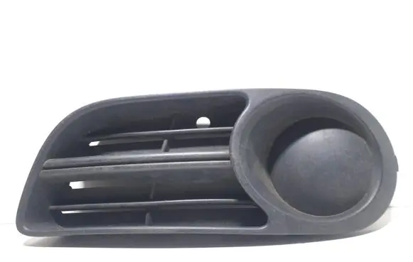 Skoda Fabia Mk1 (6Y) Front bumper lower grill
