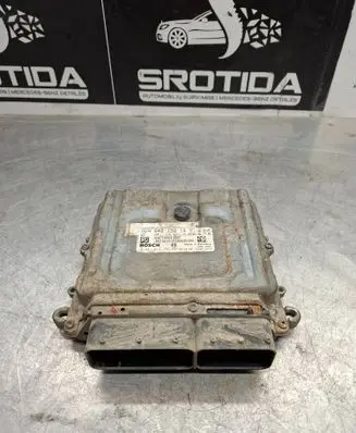 Mercedes-Benz R W251 Engine control unit/module A6421501491 0281012796 4F246715681016203
