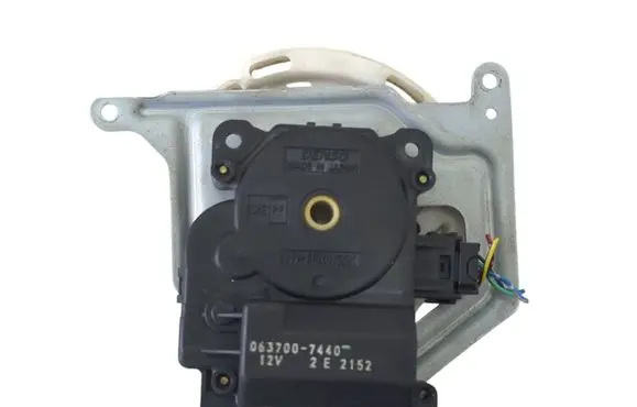 Toyota Corolla Verso E121 Air flap motor/actuator 0637007440 2E2152