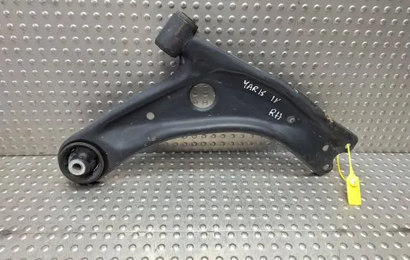 Toyota Yaris XP210 Front control arm 48605-K0020
