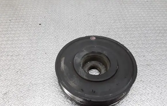 Renault Megane II Crankshaft pulley