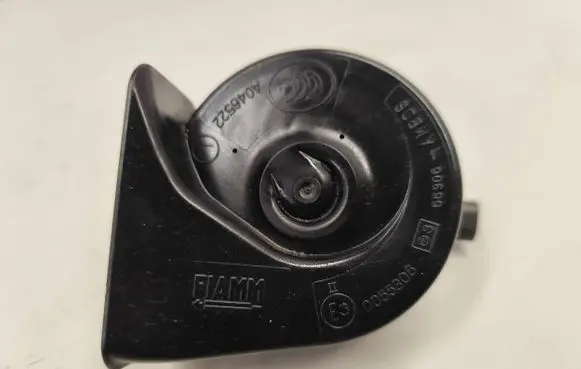 BMW 3 E90 E91 Horn signal 0055306