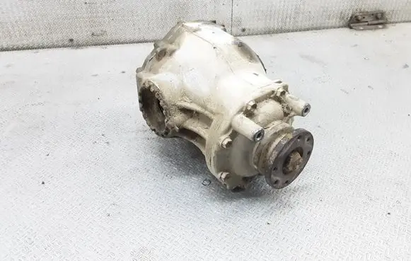 Suzuki Liana Rear differential