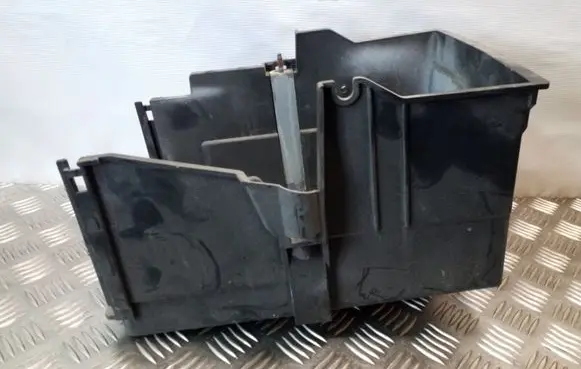 Ford Focus Battery box tray 4M5110723BC