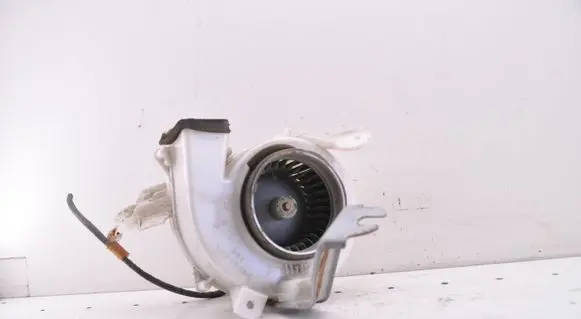 Toyota Prius (XW20) Heater blower fan relay 8713047070