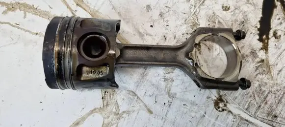 Saab 9-5 Piston with connecting rod 55220723 55565855