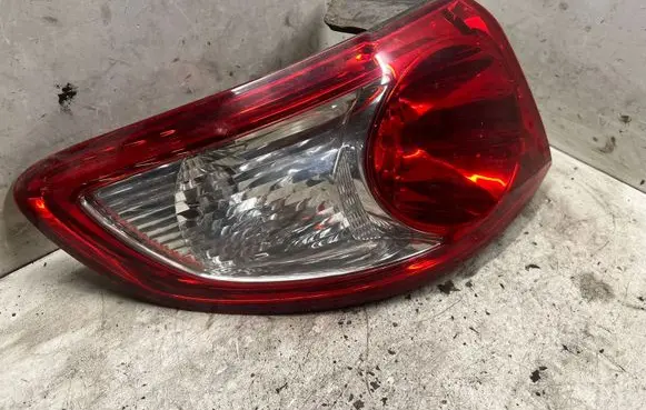 Hyundai Santa Fe Rear/tail lights 924012B000