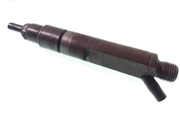 Volkswagen Golf III Fuel injector 028130201G