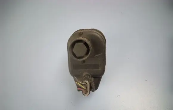 Opel Kadett E Headlight level adjustment motor 0307851309