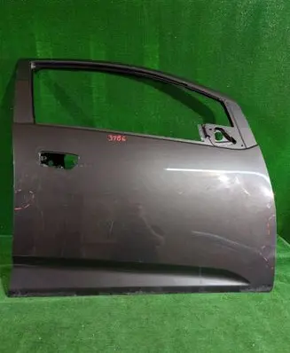 Chevrolet Spark Front door