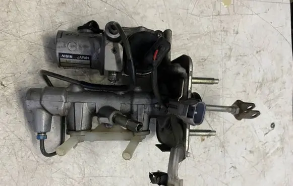 Lexus RX 330 - 350 - 400H Master brake cylinder 13811010420