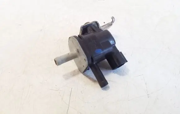 Toyota Prius (XW30) Turbo solenoid valve 9091012276 1362007010