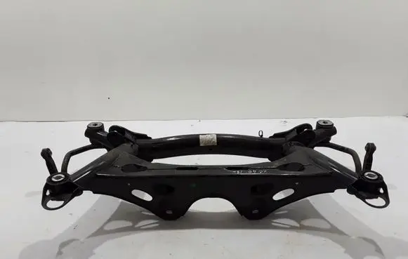 Volvo XC40 Rear axle beam 32221557