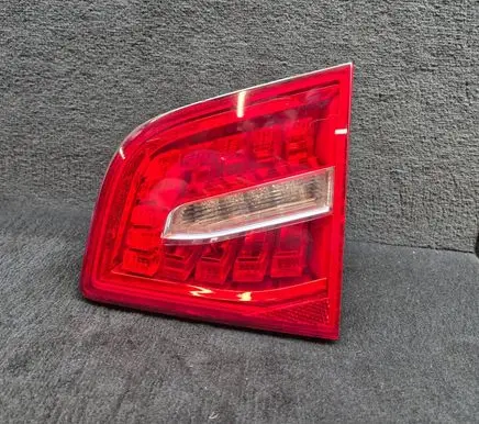 Audi A6 S6 C6 4F Tailgate rear/tail lights 4F5945094E