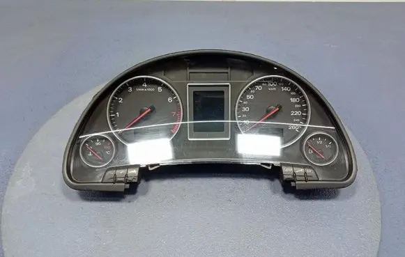 Audi A4 S4 B6 8E 8H Speedometer (instrument cluster) 8E0920900F