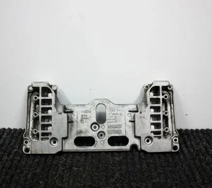 BMW 5 F10 F11 other engine part 70343519 7584527