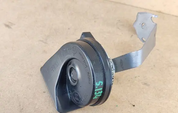 Audi A3 S3 8V Horn signal 3C0951223