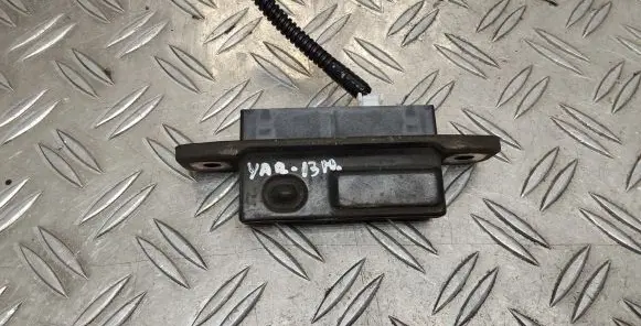Toyota Yaris Tailgate opening switch 