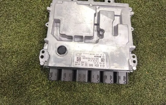 Mercedes-Benz Sprinter W907 W910 Engine control unit/module A6549003201 A6549018700 HW214901