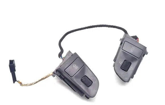 Audi Q7 4L Steering wheel buttons/switches 4F0951527E 4F0951527F