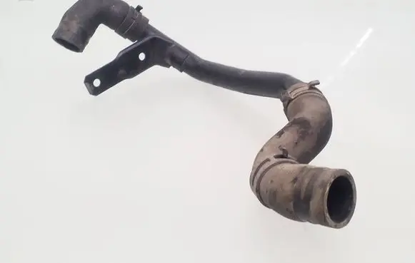 Volkswagen Golf VI Engine coolant pipe/hose 03l122157n