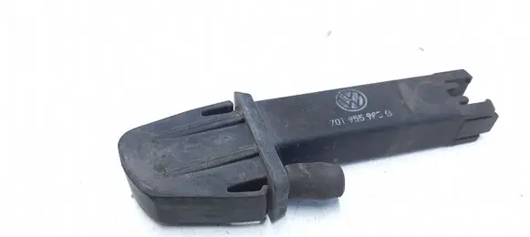 Volkswagen Transporter - Caravelle T4 Windshield washer spray nozzle 701955985B