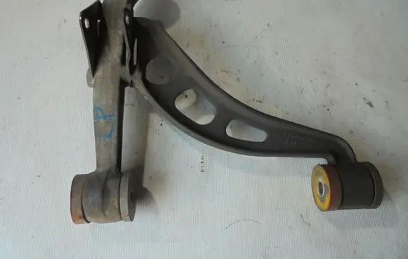 Jaguar XK8 - XKR Front control arm NJA1348AA